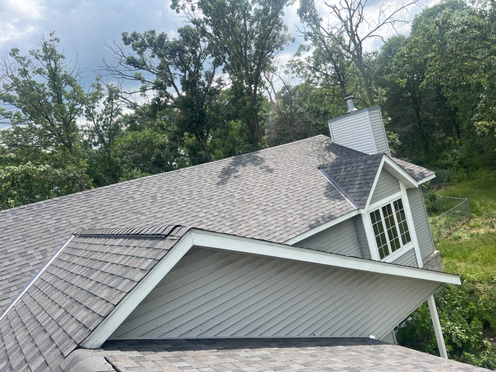 24/7 Emergency Storm Damage Services